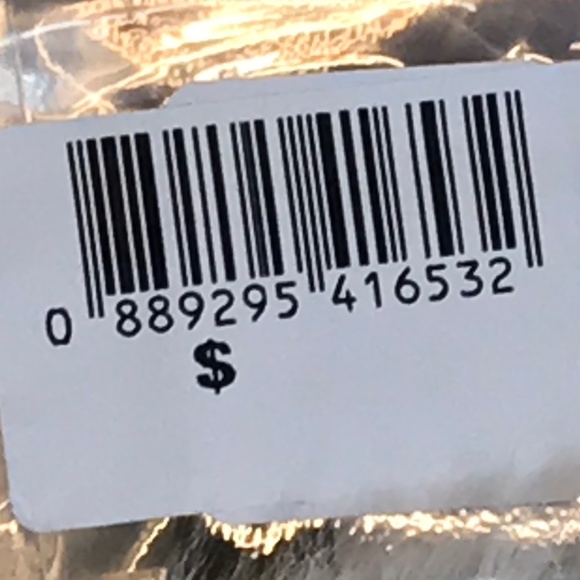 NWT Coach Gold Tone Limited Edition Roller Skate Charm Still In Packaging - Picture 7 of 12